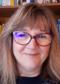 Profile of Esther Hunt